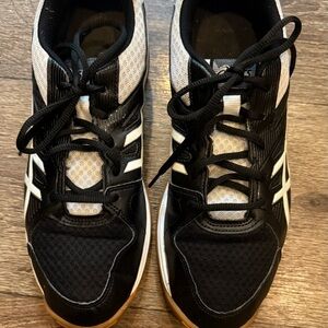 Vintage Asics Women’s Black and White Athletic Shoes